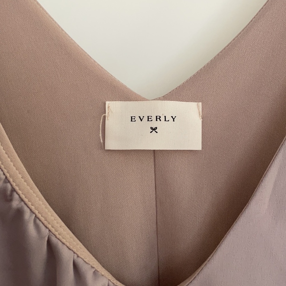 Every Dress - Picture 3 of 7